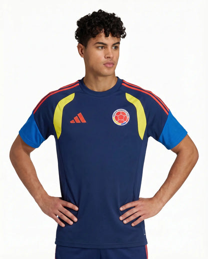 Camiseta Entrenamiento Azul 2026 Bordado