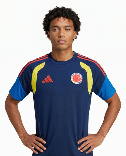 Camiseta Entrenamiento Azul 2026 Bordado