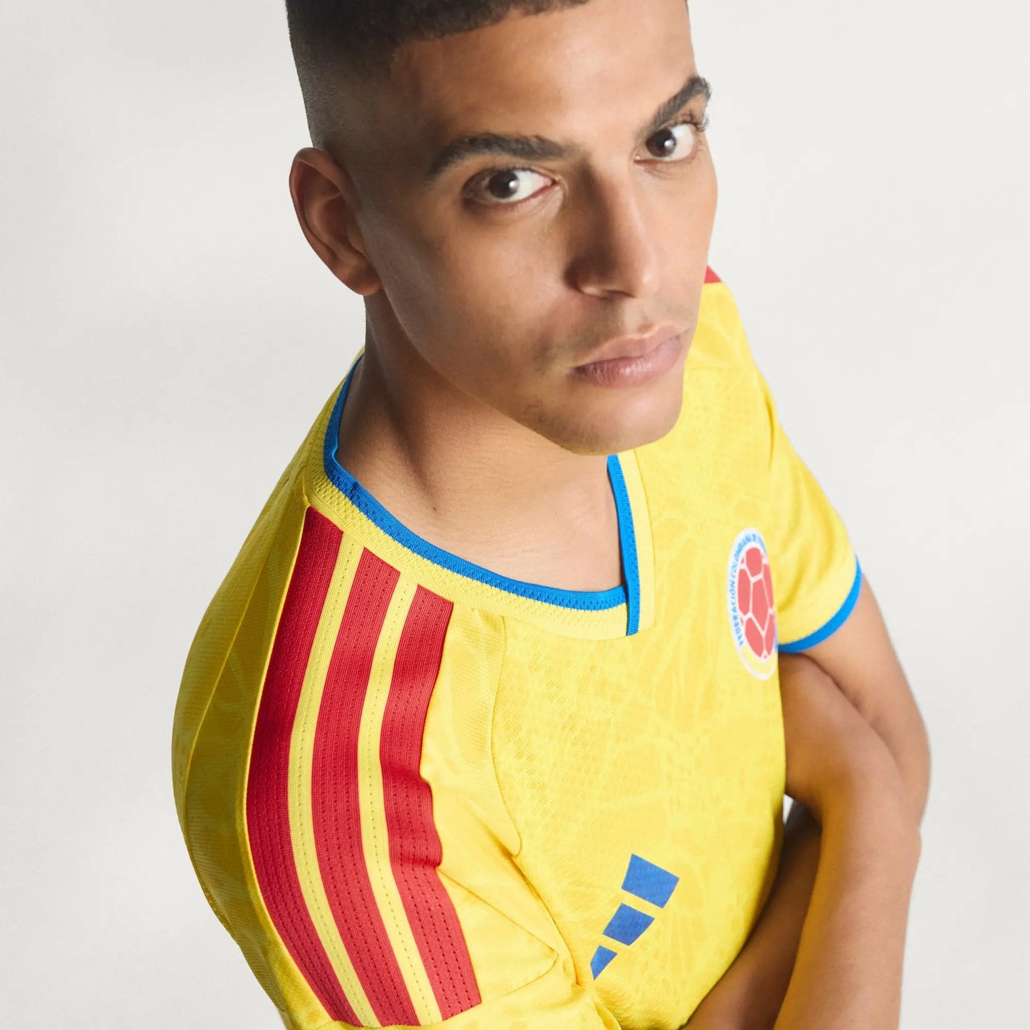 Camiseta Colombia Hombre 2026 Encauchetada
